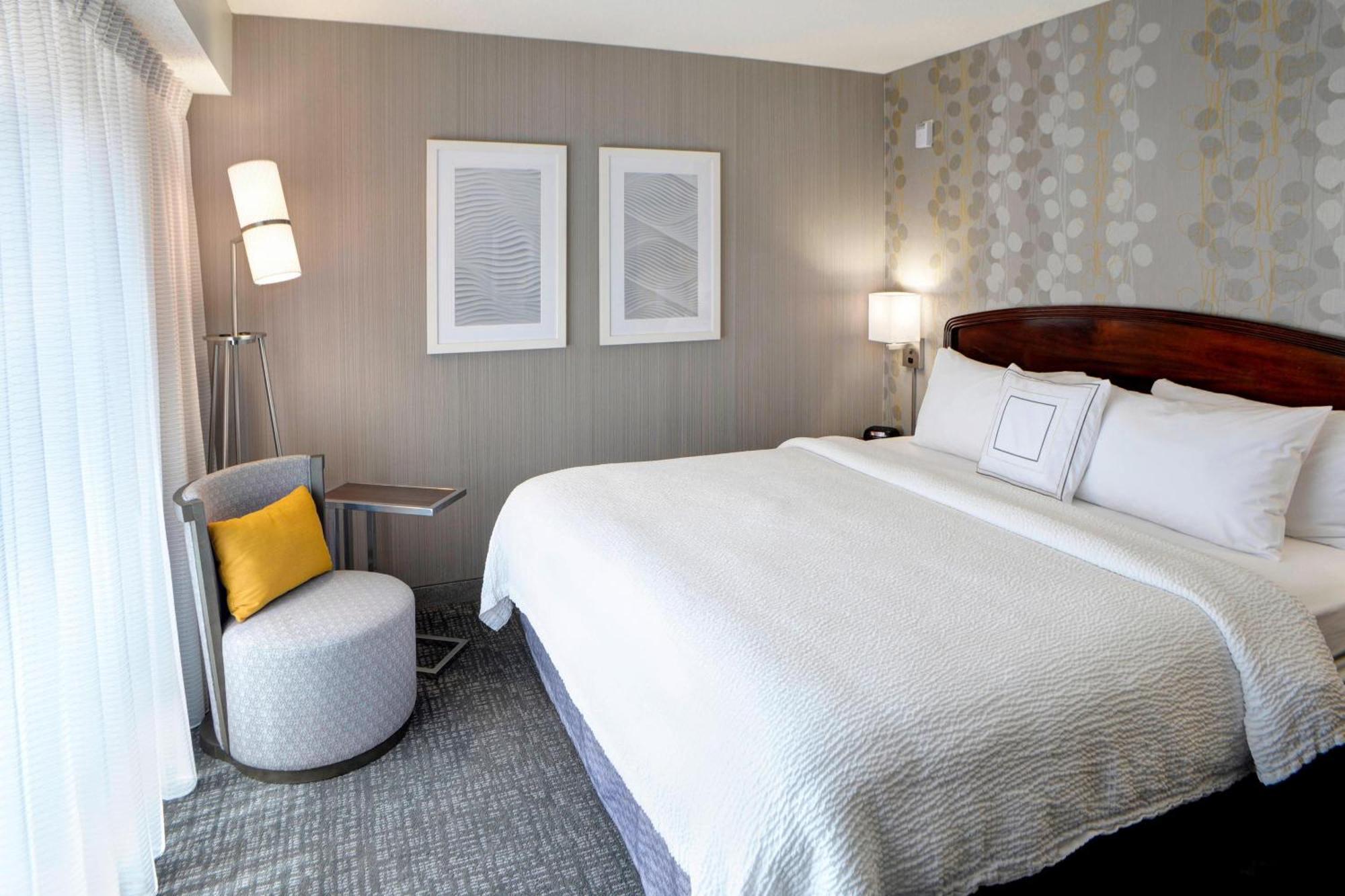 Courtyard By Marriott Кокомо Экстерьер фото